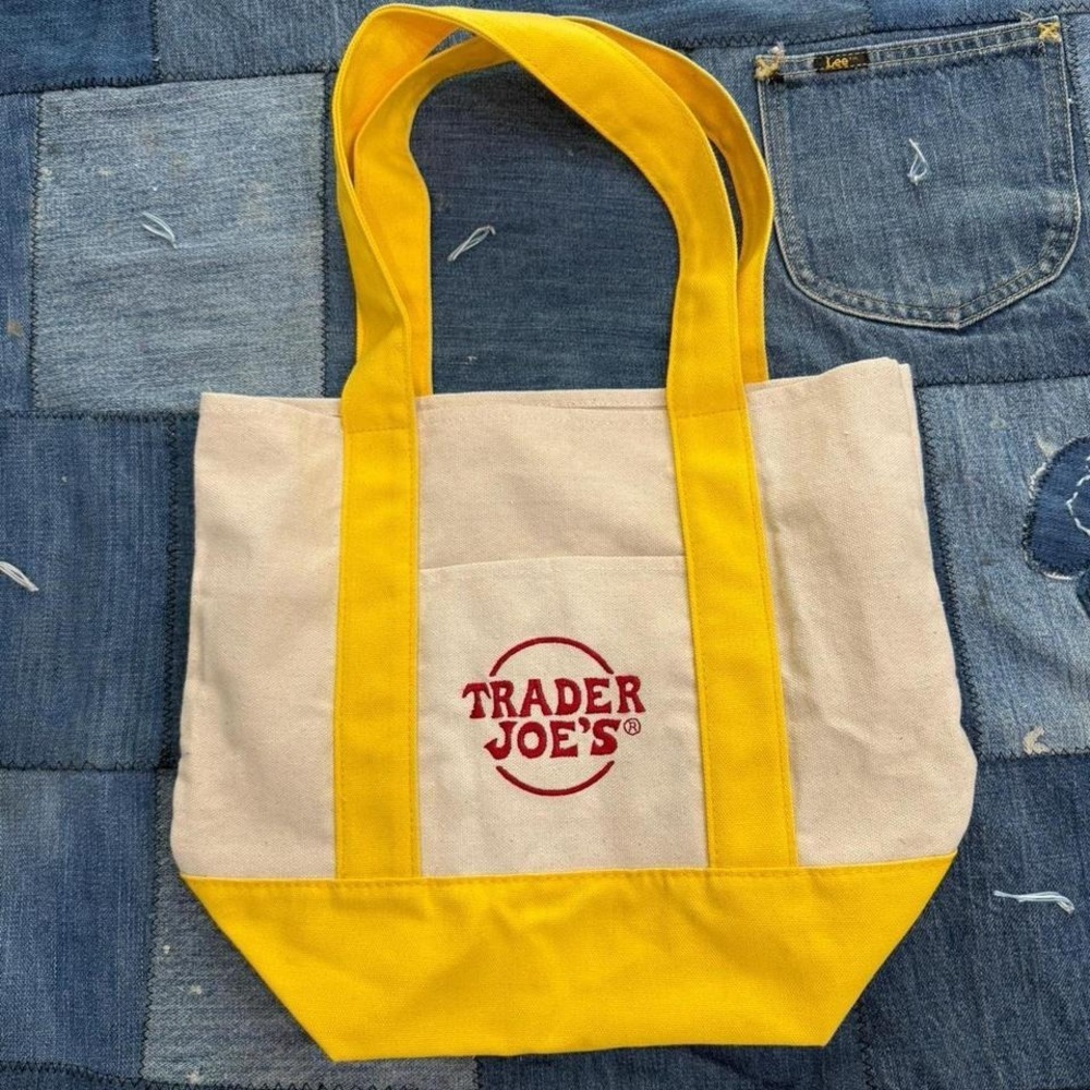 Trader‎ Joe's canvas